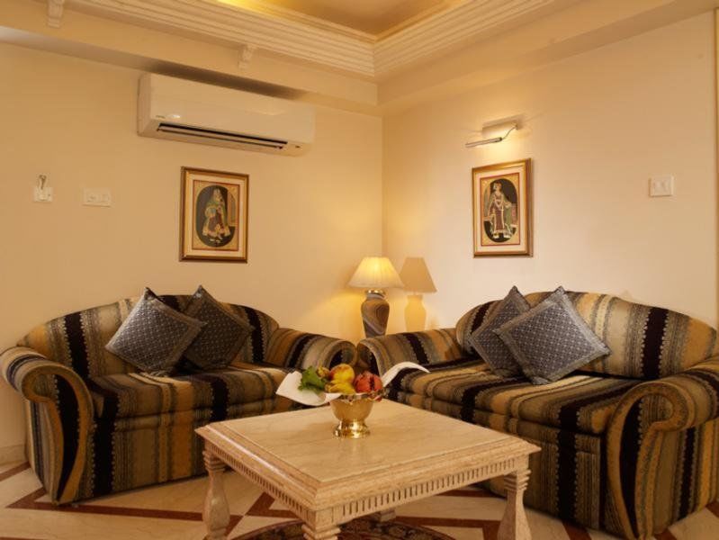 Hotel Hillock Mount Abu Esterno foto