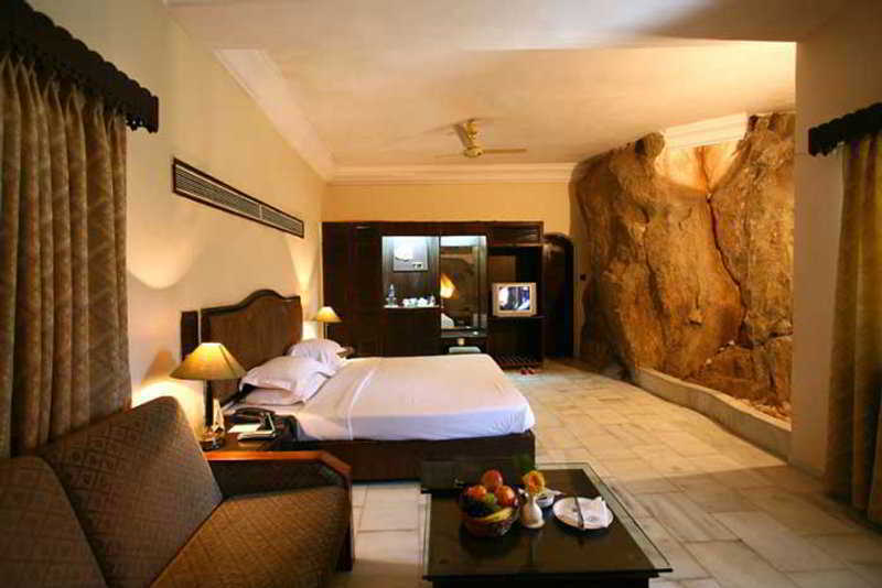 Hotel Hillock Mount Abu Esterno foto
