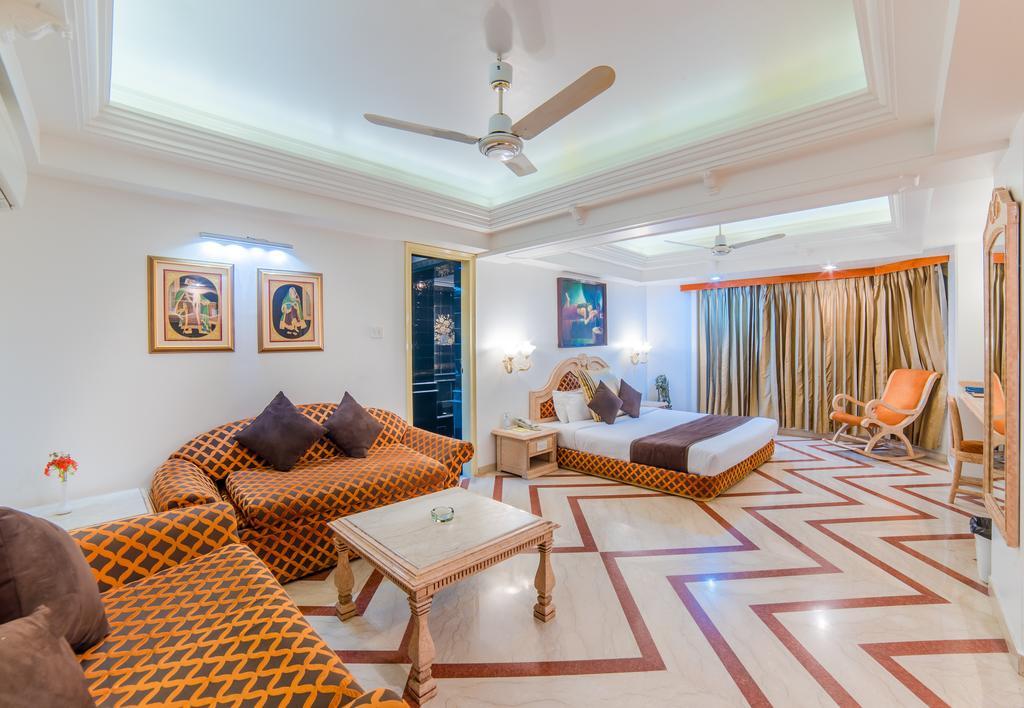 Hotel Hillock Mount Abu Esterno foto