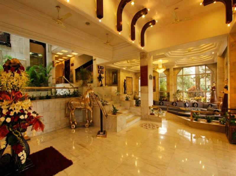 Hotel Hillock Mount Abu Esterno foto